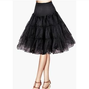 Crinoline tulle petticoat underskirt NEW WITH TAGS